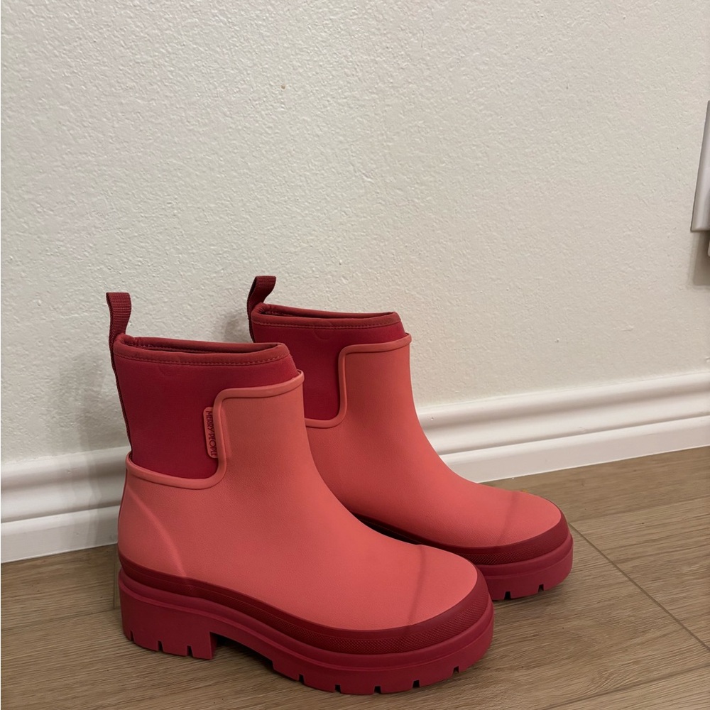 Merry People Bobbi Rain Boots – Pink/Cherry – Size EU 38 (US 7.5-8)
